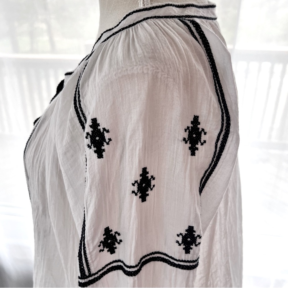Loft Gauze Lightweight Embroidered Bohemian Blouse White and Blue Size M - Picture 7 of 16